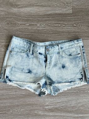 Michael Kors Light Tie-Dye Denim Cutoff Shorts